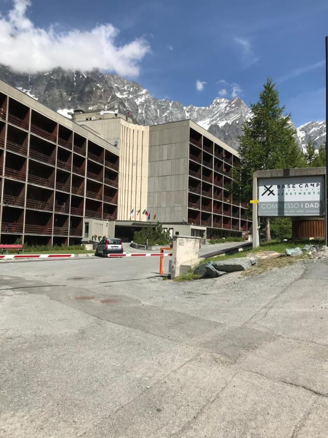 Appartamento Trilocale cielo alto Breuil-Cervinia Esterno foto